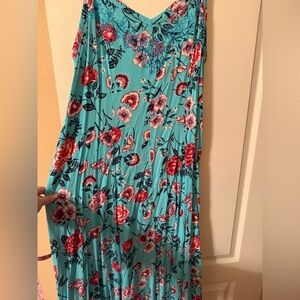 Torrid Size 1 Floral Turquoise Maxi Dress